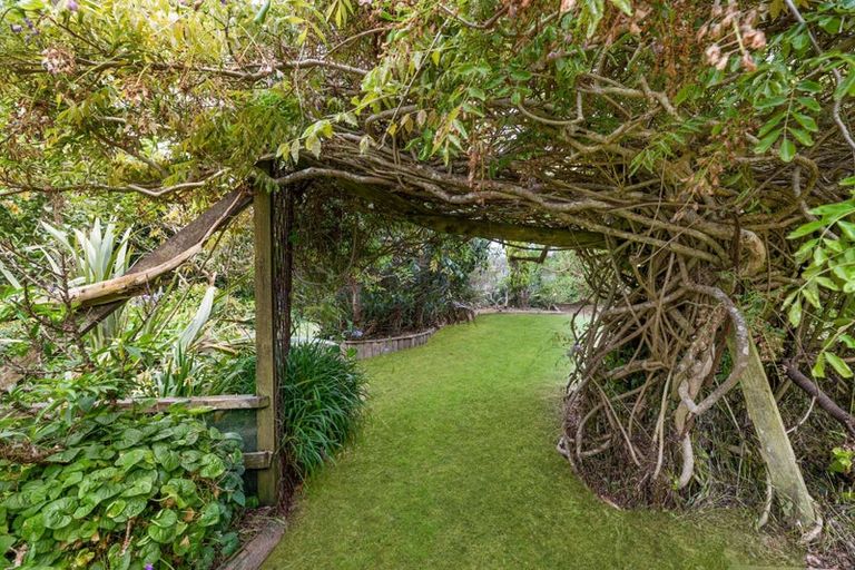 Photo of property in 2 Wellsford Valley Road, Wellsford, 0900