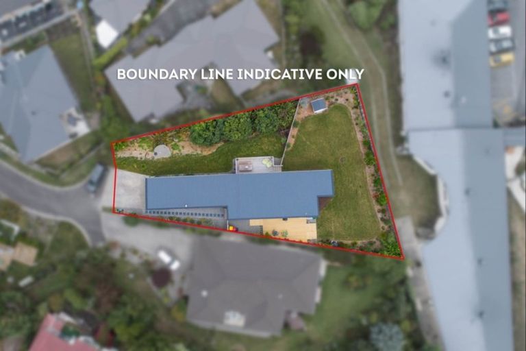 Photo of property in 9 Tauhou Place, Waikanae, 5036