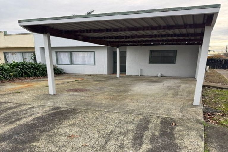 Photo of property in 132 Gadsby Road, Favona, Auckland, 2024
