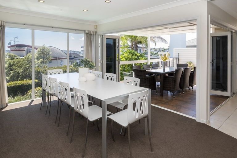 Photo of property in 13 Compass Way, Half Moon Bay, Auckland, 2012