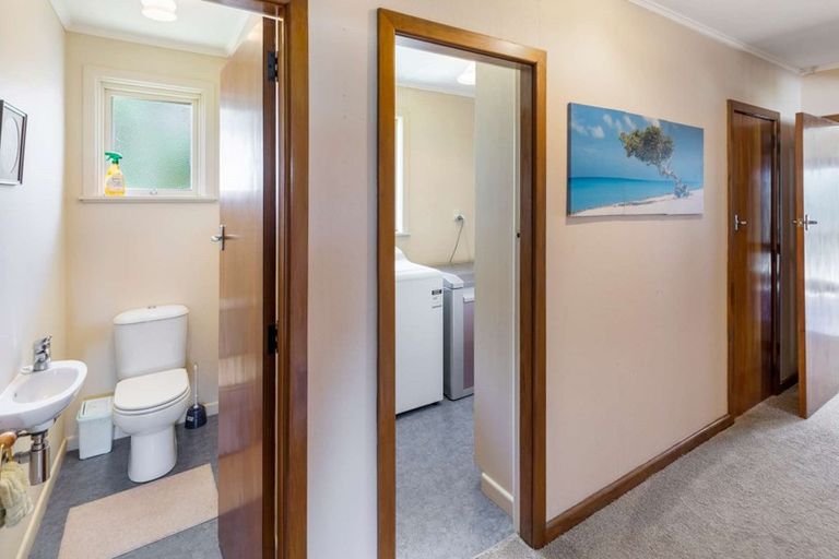 Photo of property in 36 Pukepapa Road, Marton, 4710