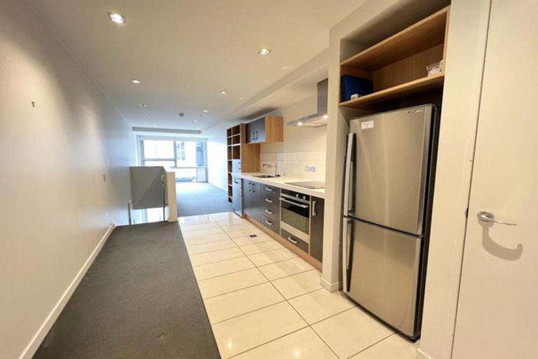 Photo of property in Monument Apartments, 2b/245 Wakefield Street, Te Aro, Wellington, 6011
