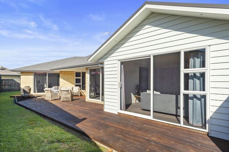 Photo of property in 42 Somerton Drive, Huntington, Hamilton, 3210