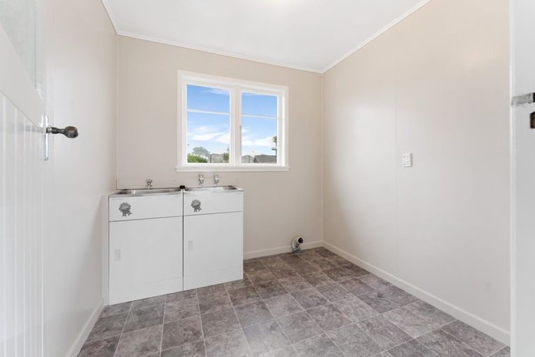 Photo of property in 14 Nugent Street, Bell Block, New Plymouth, 4312
