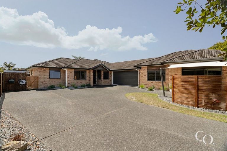 Photo of property in 573 Gloucester Road, Papamoa Beach, Papamoa, 3118