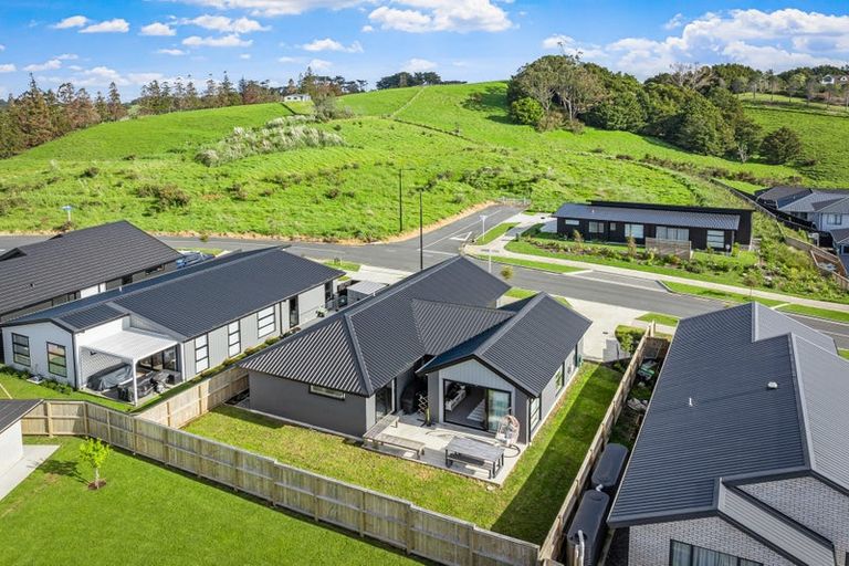 Photo of property in 5 Lachlan Thompson Drive, Warkworth, 0910