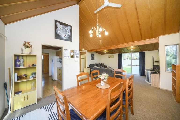 Photo of property in 3 Dampier Avenue, Awapuni, Palmerston North, 4412