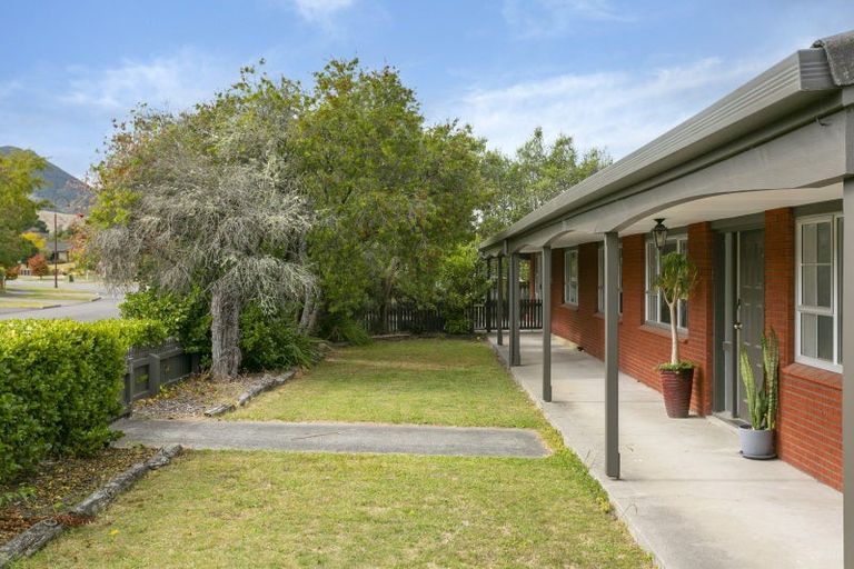 Photo of property in 22 Macdonell Street, Hilltop, Taupo, 3330