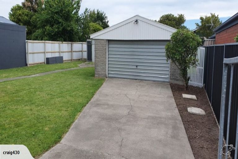 Photo of property in 391 Yaldhurst Road, Russley, Christchurch, 8042