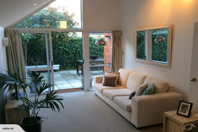 Photo of property in 8 Rehua Lane, St Albans, Christchurch, 8014