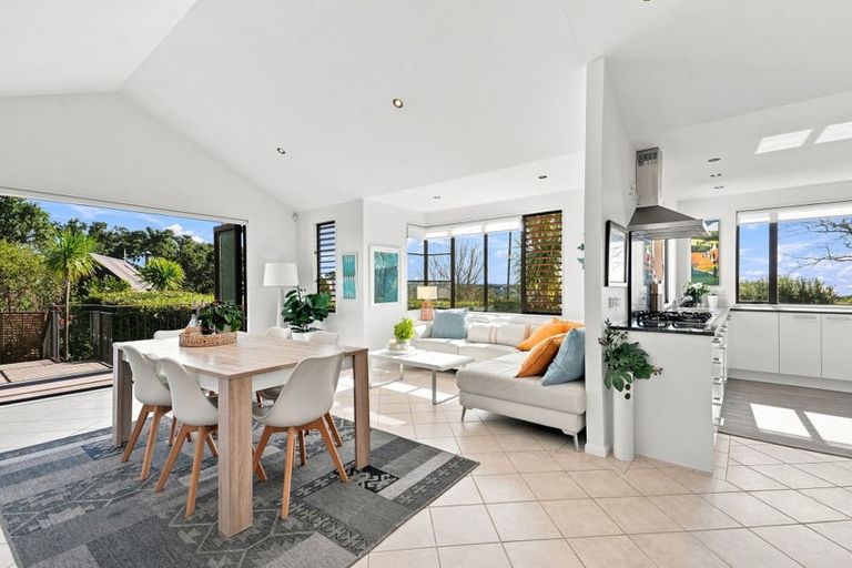 Photo of property in 32a Castor Bay Road, Castor Bay, Auckland, 0620