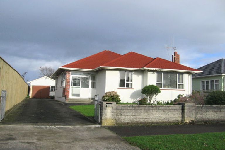 Photo of property in 40 Tyndall Street, Palmerston North, 4414