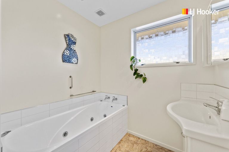 Photo of property in 32b Albert Street, Saint Clair, Dunedin, 9012