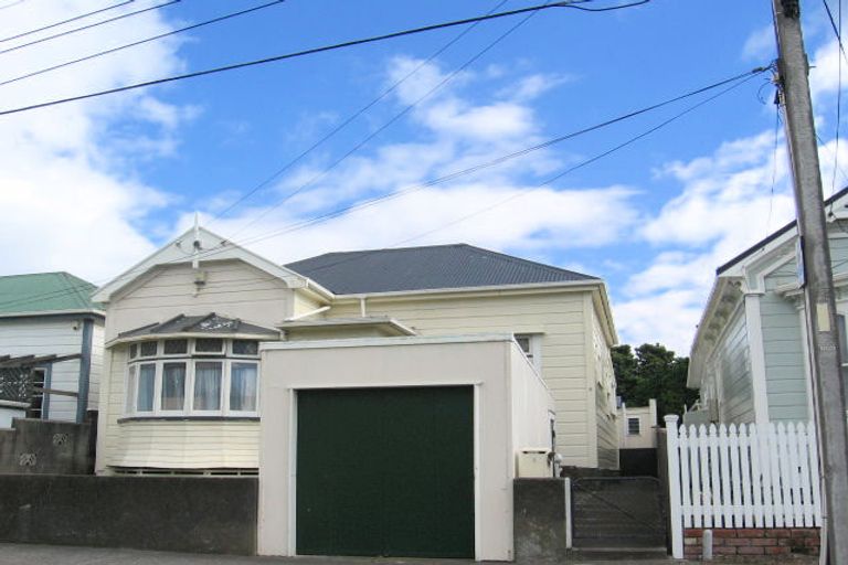 Photo of property in 5 Bay Street, Petone, Lower Hutt, 5012