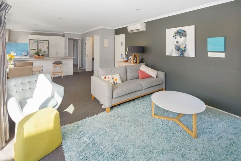 Photo of property in 40 Mauldeth Terrace, Churton Park, Wellington, 6037