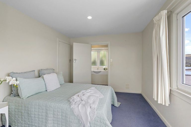 Photo of property in 7 Ferrymead Terrace, Ferrymead, Christchurch, 8081