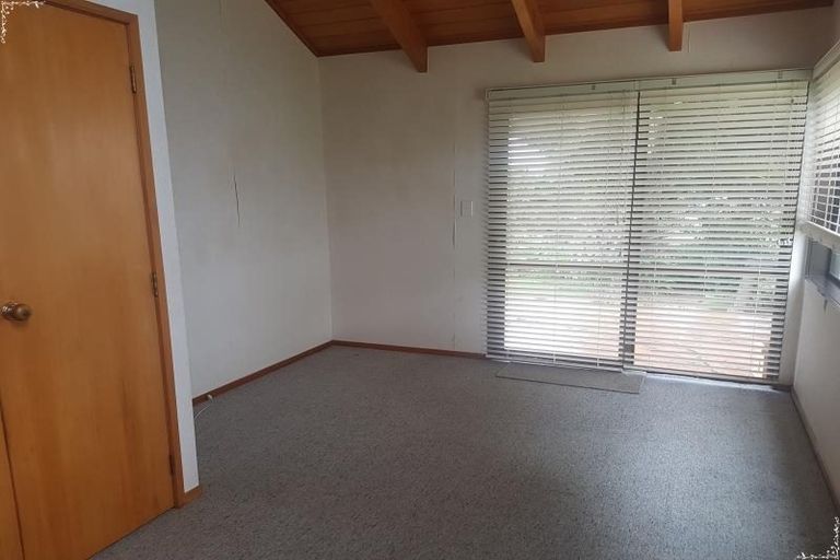 Photo of property in 155 Rockell Road, Whananaki, Hikurangi, 0181