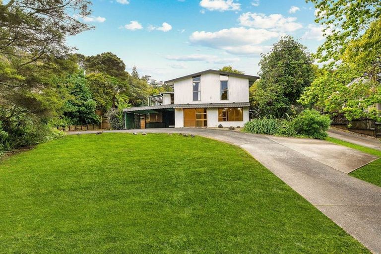 Photo of property in 13 Reynolds Place, Torbay, Auckland, 0630