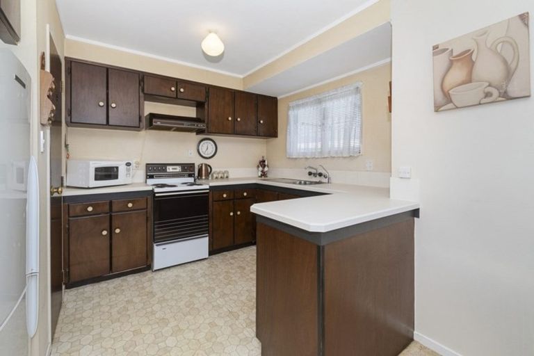 Photo of property in 2/66 Marne Road, Papakura, 2110