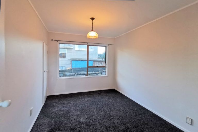 Photo of property in 150 Pigeon Mountain Road, Half Moon Bay, Auckland, 2012