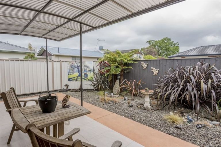 Photo of property in 19 Kent Street, Levin, 5510