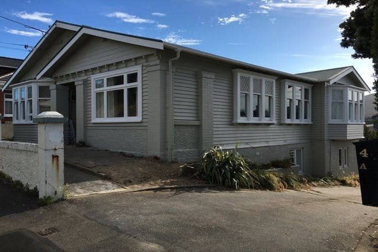 Photo of property in 4 Mills Road, Brooklyn, Wellington, 6021