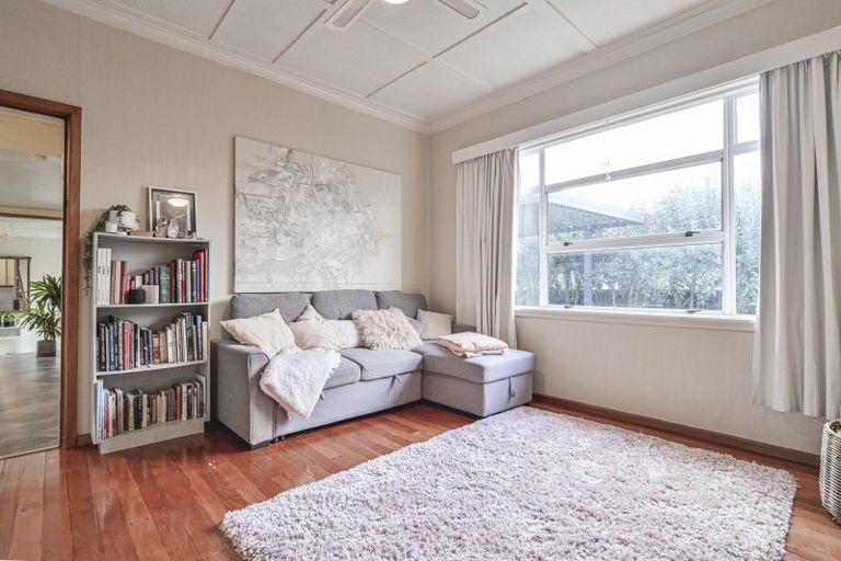 Photo of property in 607 Maddison Street, Akina, Hastings, 4122