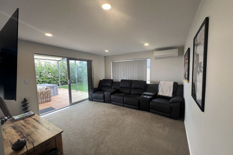 Photo of property in 117 Alec Craig Way, Gulf Harbour, Whangaparaoa, 0930