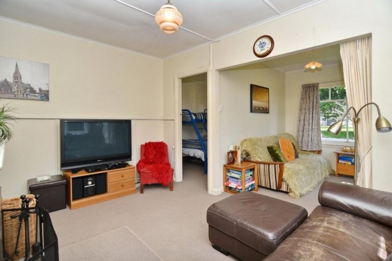 Photo of property in 17 Penfold Square, Leithfield, 7481
