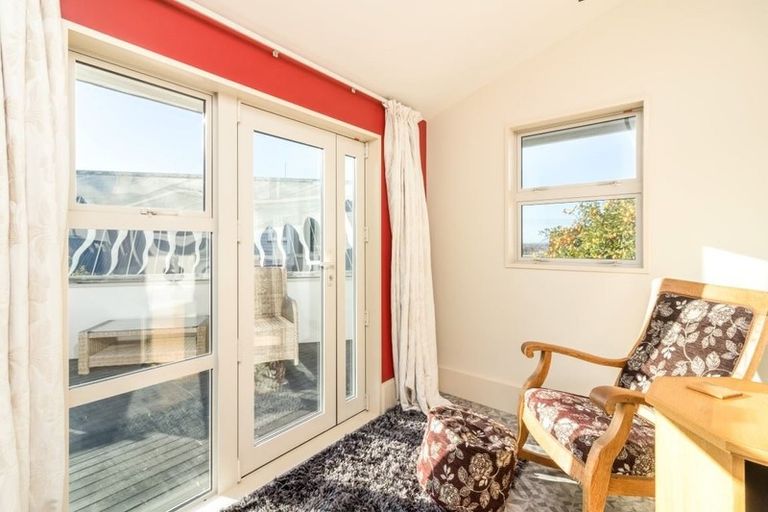 Photo of property in 29 Huntsbury Avenue, Huntsbury, Christchurch, 8022