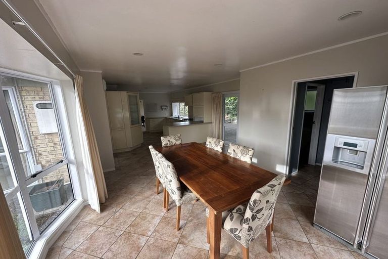 Photo of property in 7 Sanctuary Point, Sunnyhills, Auckland, 2010