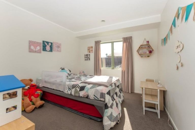 Photo of property in 121 Burns Street, Leamington, Cambridge, 3432