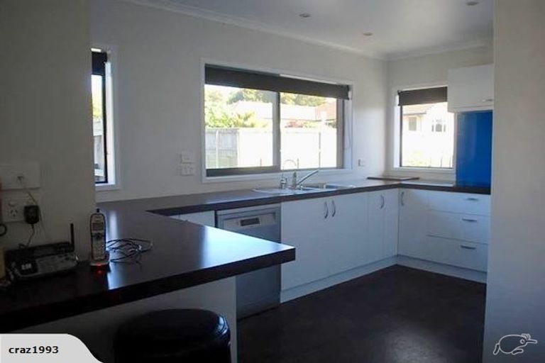 Photo of property in 10b Anderson Way, Highlands Park, New Plymouth, 4312