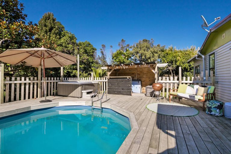 Photo of property in 127 Patumahoe Road, Patumahoe, Pukekohe, 2678