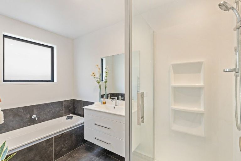 Photo of property in 29a Atutahi Street, Hurdon, New Plymouth, 4310