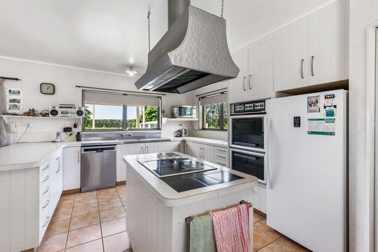 Photo of property in 1 Waterford Road, Katikati, 3129