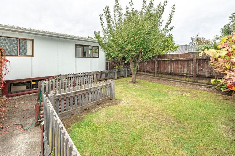 Photo of property in 43 Parkdale Drive, Aramoho, Whanganui, 4500