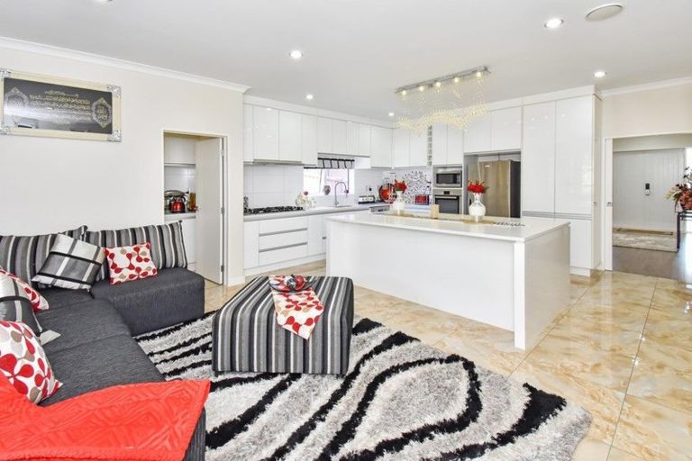 Photo of property in 5 Gortnest Place, Flat Bush, Auckland, 2019