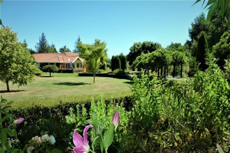 Photo of property in 10 Faith Place, West Melton, Christchurch, 7675