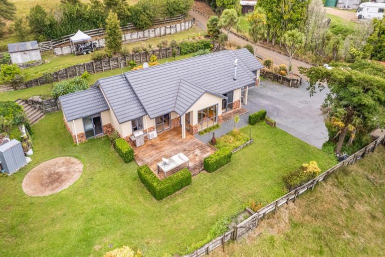 Photo of property in 119 Mcgregor Road, Clevedon, Papakura, 2582