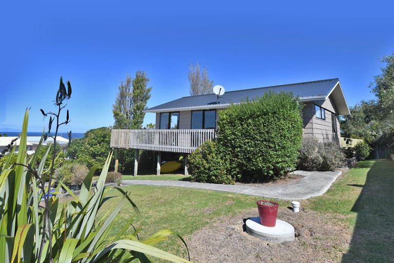 Photo of property in 46 Cumberland Street, Leigh, 0985