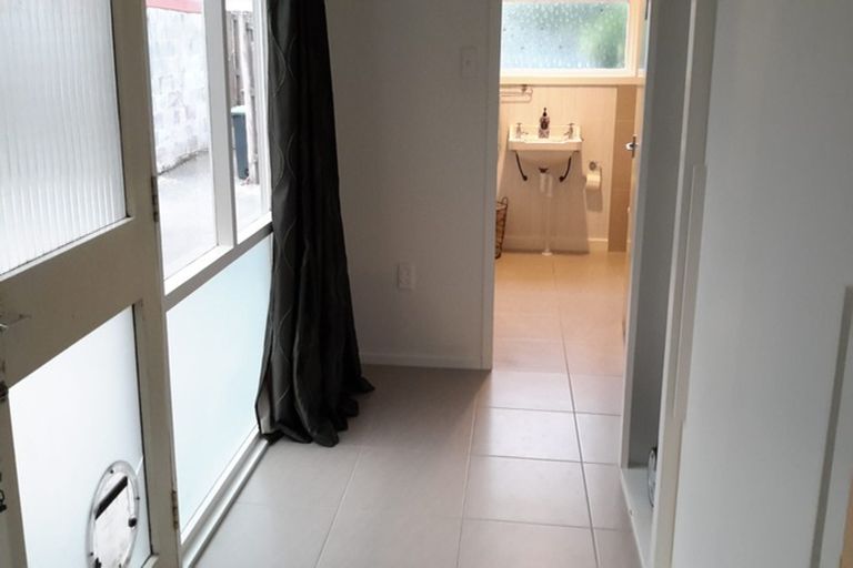 Photo of property in 67 Nortons Road, Avonhead, Christchurch, 8042