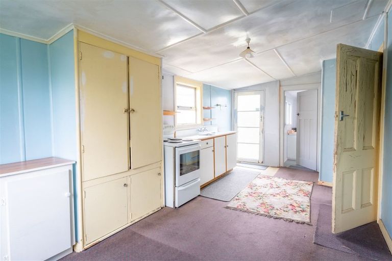 Photo of property in 37 Leonard Street, Waimate, 7924