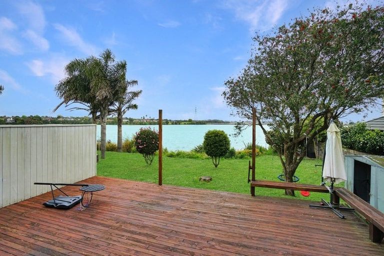 Photo of property in 58 Youngs Road, Papakura, 2110