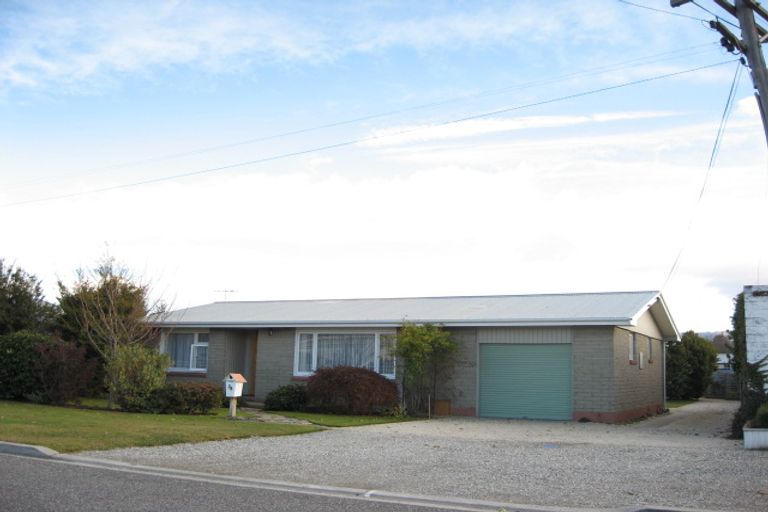 Photo of property in 38 Clutha Street, Alexandra, 9320