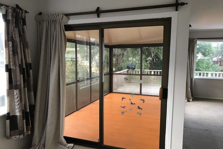 Photo of property in 16a Taonui Street, Rosehill, Papakura, 2113