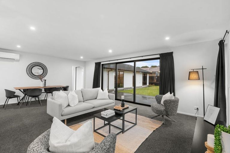 Photo of property in 28 Pistacia Place, Hornby, Christchurch, 8025