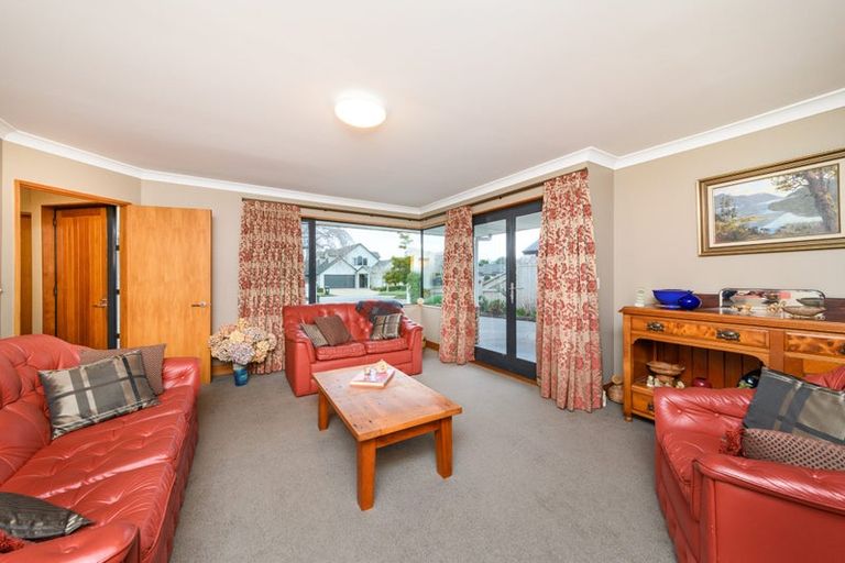 Photo of property in 8 Dougherty Place, Hokowhitu, Palmerston North, 4410