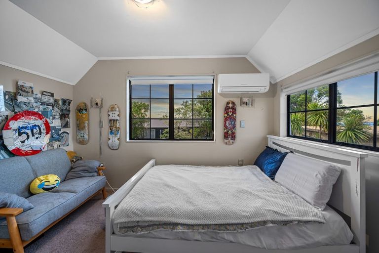 Photo of property in 2/97 Matipo Road, Mairangi Bay, Auckland, 0630