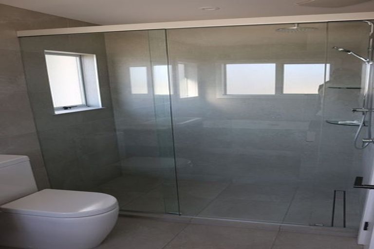 Photo of property in 87 Grant Road, Thorndon, Wellington, 6011